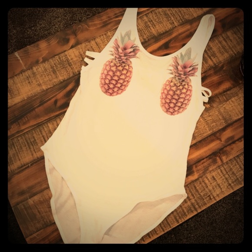 PINK cute pineapple bodysuit